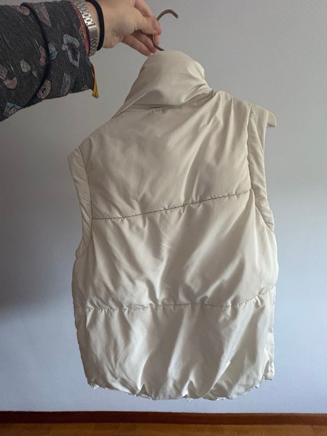 Chaleco Bershka Beige Talla M