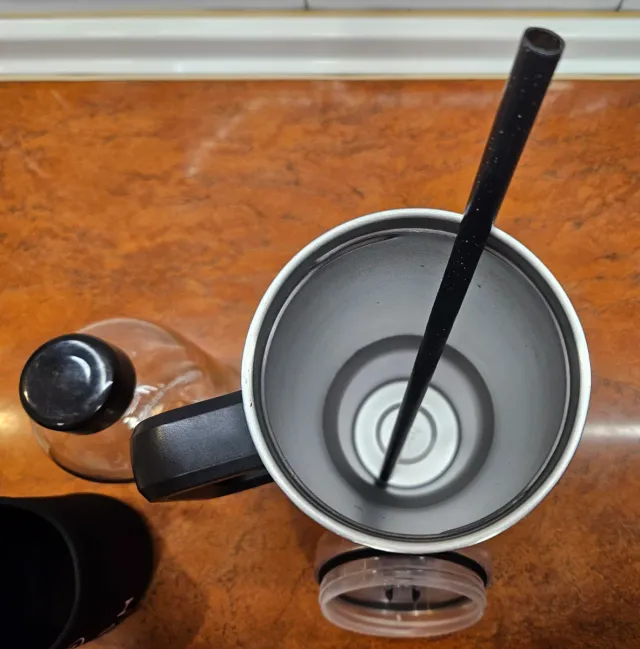 Lote Jarra y Botella Agua Negra