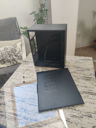 Caja PC MicroATX M440 (sin fuente)