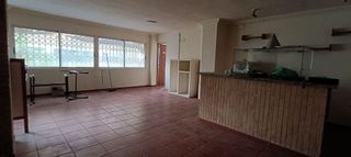 Local comercial en venta en Paus - Poligono San Blas en Alicante