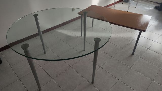 Mesa redonda vidrio 120cm + mesa madera 120cm*60
