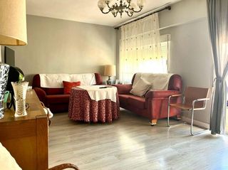 Piso en venta en Ciudad Jardín - Tagarete - El Zapillo en Almería