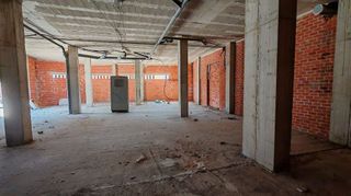 Local comercial en venta en Carcaixent