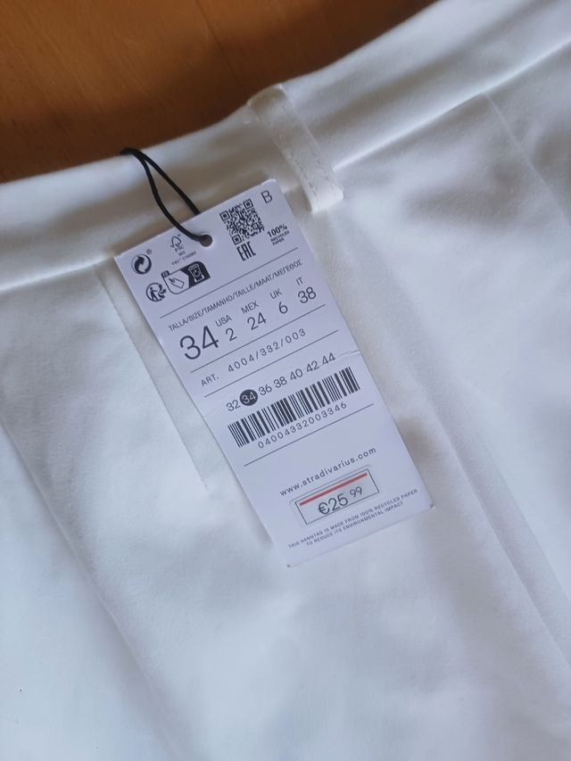 Pantalón Chino Stradivarius