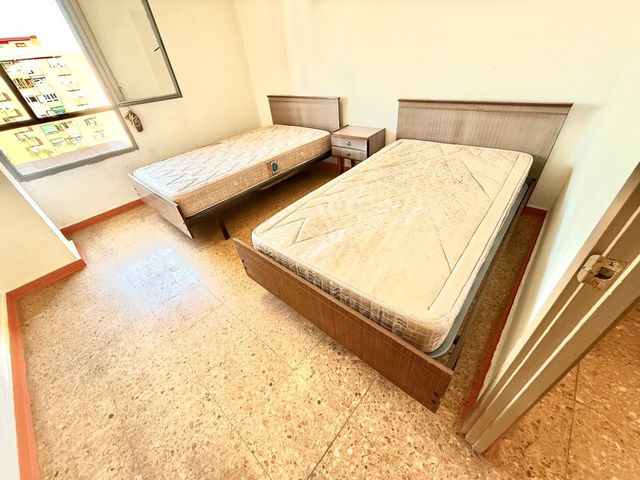 2 Camas Individuales Idénticas