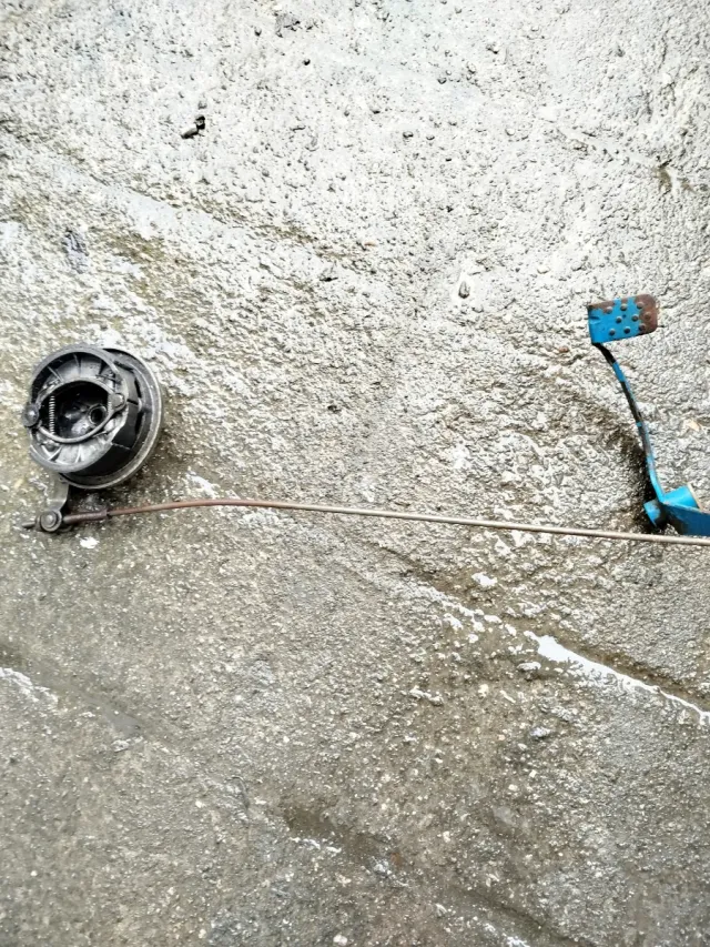 Portazapatas, cable y pedal Puch Condor 1