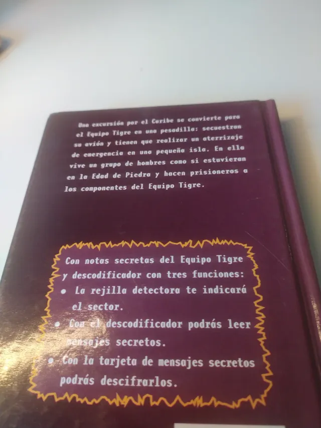 Atrapados en la Edad de Piedra (Superequipo Tig...