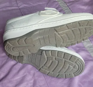 Zapatos blancos talla 38