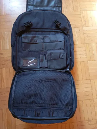 Mochila  Negra con propaganda