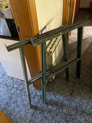 Caballetes grandes de hierro 30€ cada uno