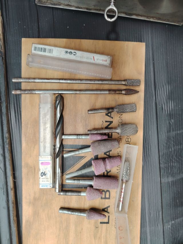 Brocas y fresas para herramientas rotativas