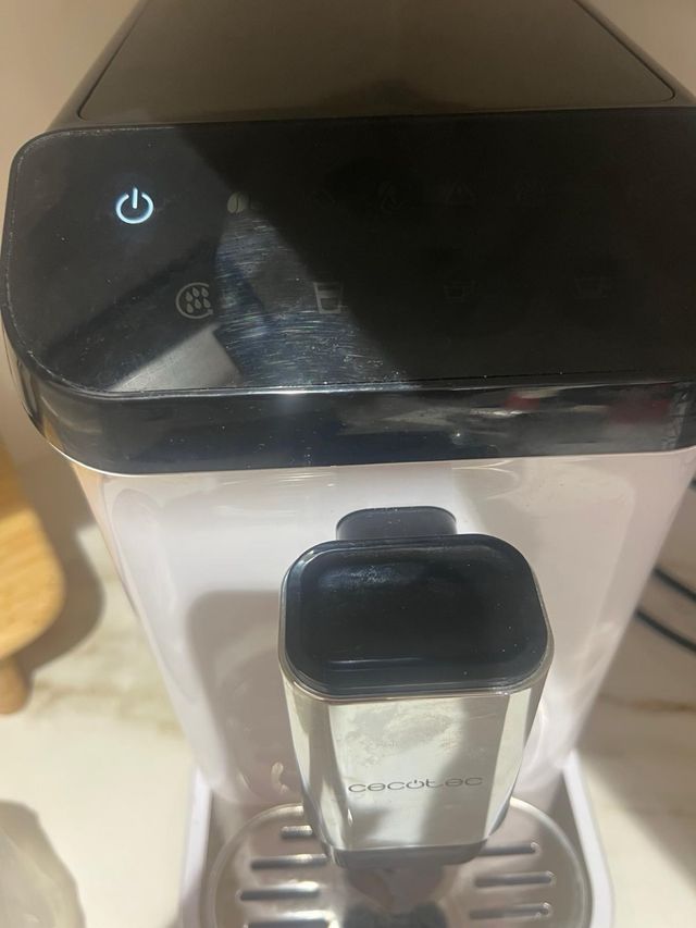 Cafetera Cecotec Blanca