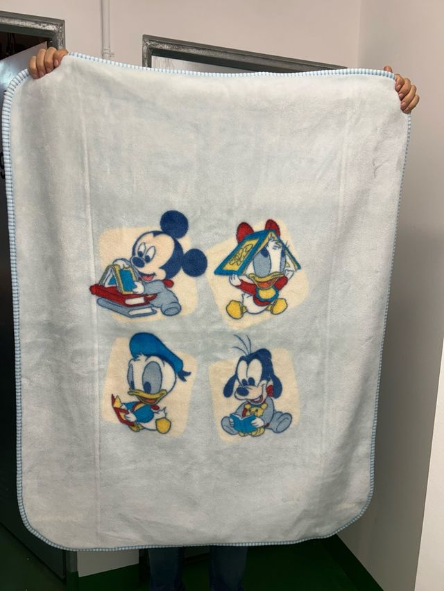 Manta bebé Disney Mickey y amigos 95X120