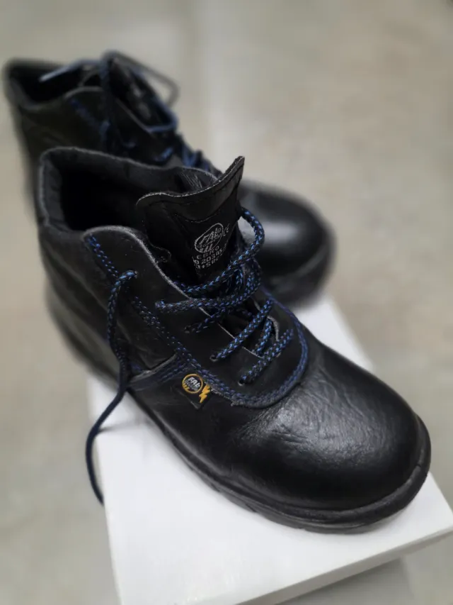 Botas de seguridad FAL negras