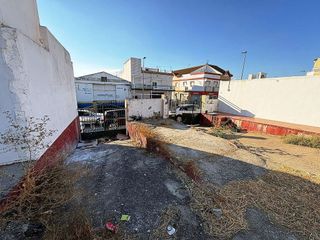 Terreno en venta en Gines