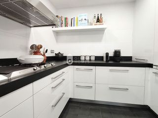 Piso en venta en Eixample Nord – La Devesa en Girona