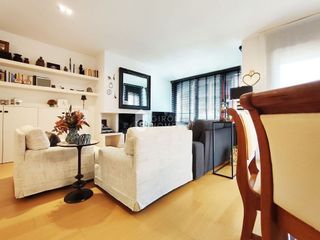 Piso en venta en Eixample Nord – La Devesa en Girona