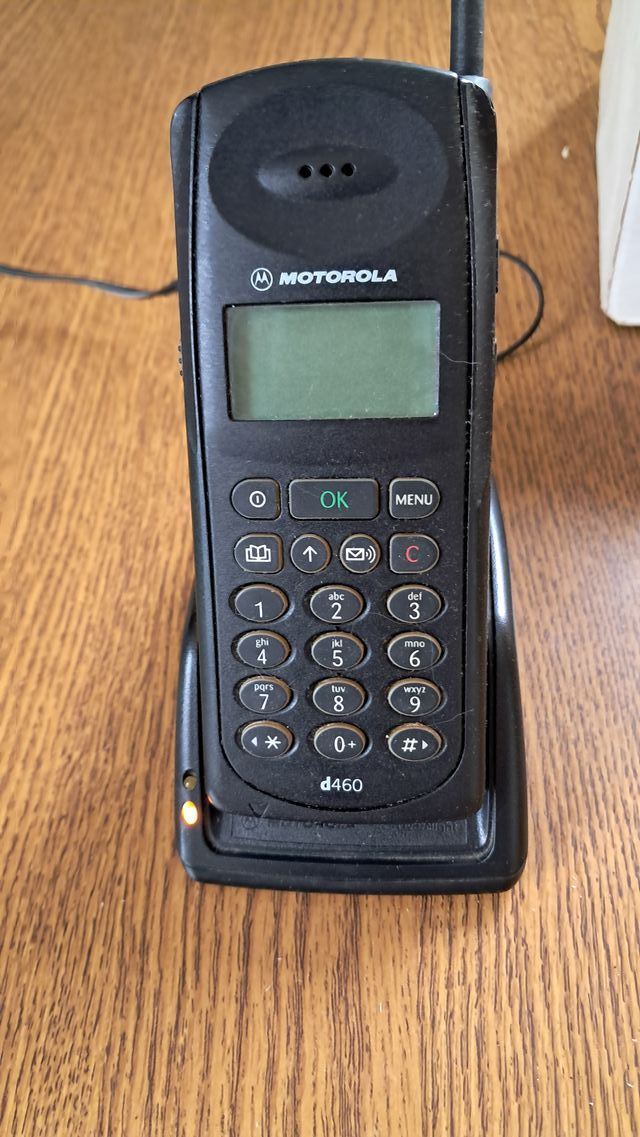 Cellulare Motorola D460