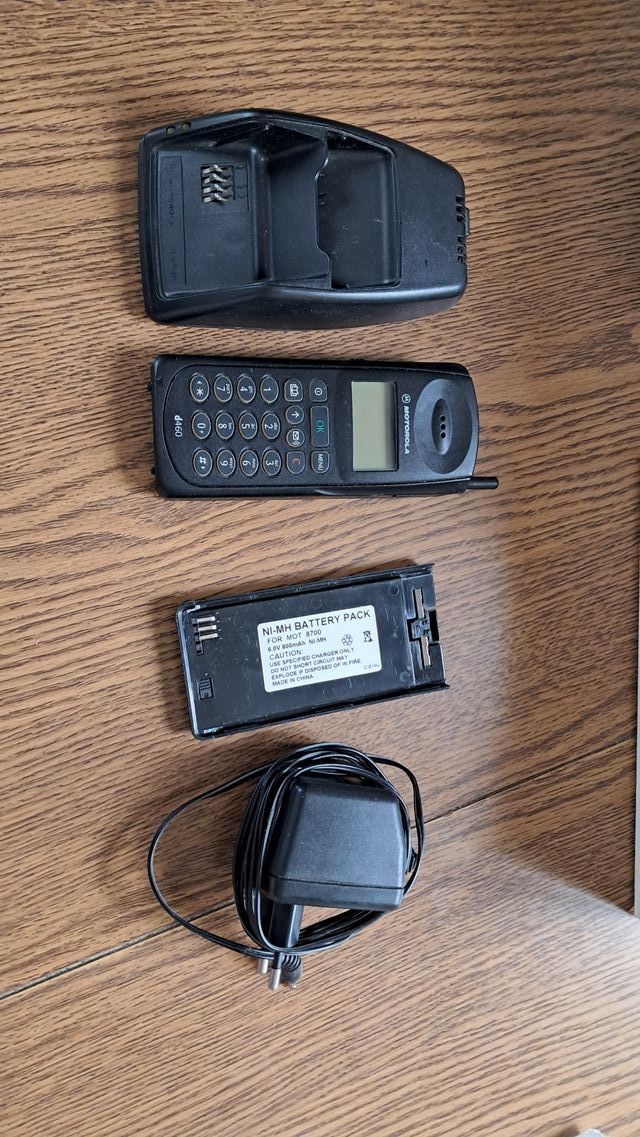 Cellulare Motorola D460