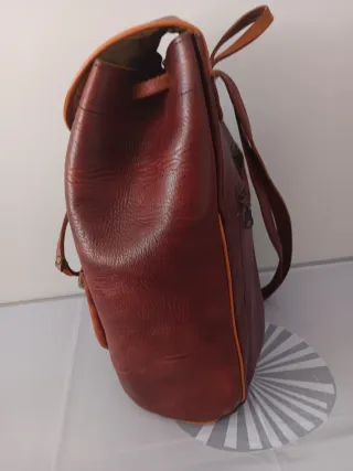 Mochila de piel marrón