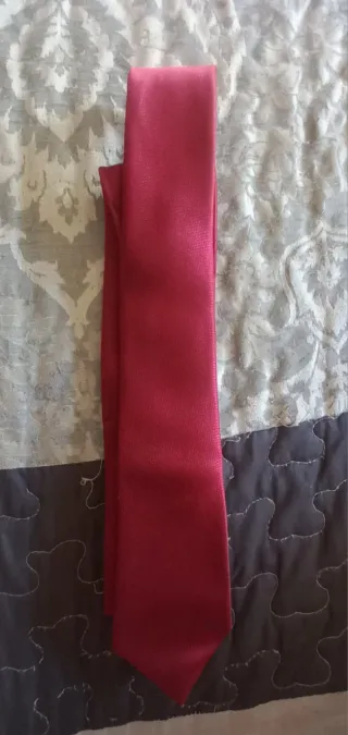 Corbata Victorio & Lucchino Roja