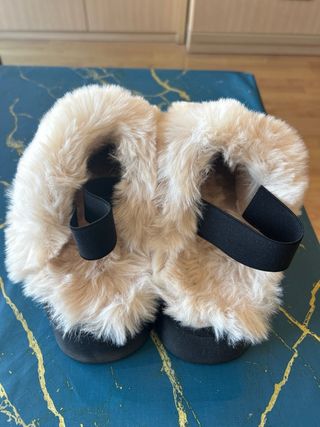 Zapatos imitación UGG talla 36 con plataforma