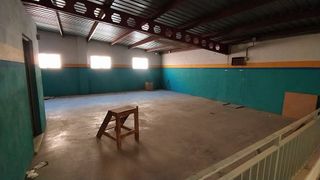 Local comercial en venta en El Carmen en Manises