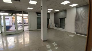 Local comercial en venta en El Carmen en Manises