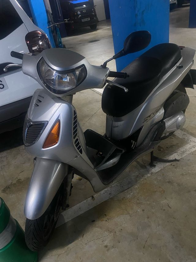 Honda SH 150 Carburación con papeles