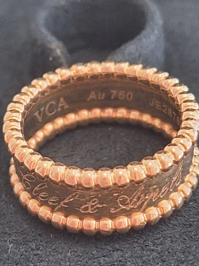 Anillo Van Cleef & Arpels Oro Rosa
