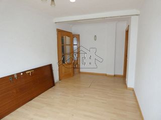 Piso en venta en Ciudad 70 en Coslada