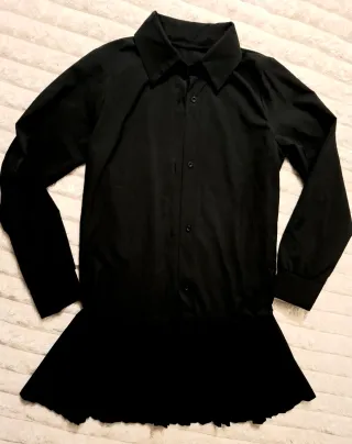 Camicia donna nera con orlo plissettato