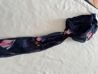 Sciarpa donna fantasia floreale blu con bandana