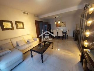 Casa en venta en Lucena