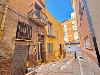 Chalet en venta en Alcora, l´