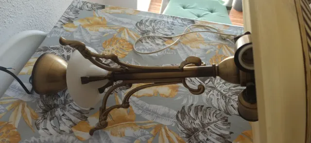 Conjunto lámparas dormitorio beige y dorado