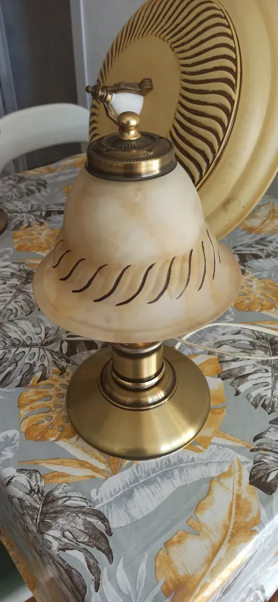 Conjunto lámparas dormitorio beige y dorado