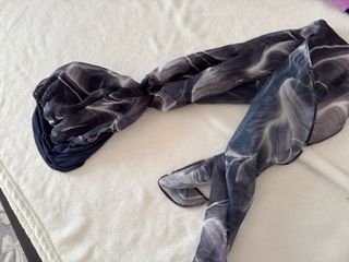 Sciarpa fantasia floreale poi cappuccio