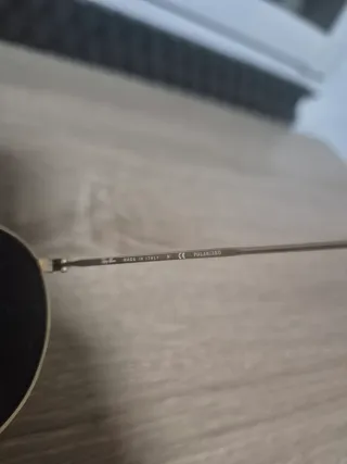 Gafas Ray-Ban Doradas y Negras