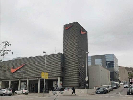 R-7939203 Traspaso Bar Restaurante en Badalona