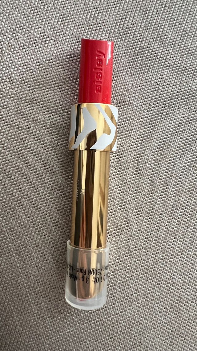 Labial Sisley