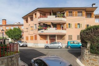 Piso en venta en Miraflores de la Sierra