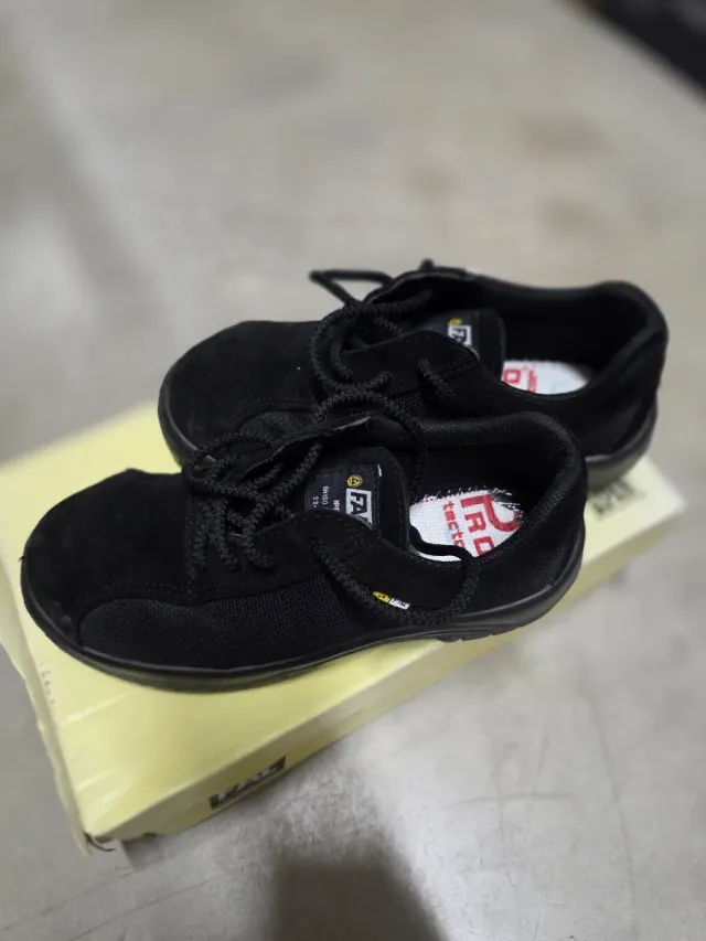 Zapatos de seguridad FAL negros
