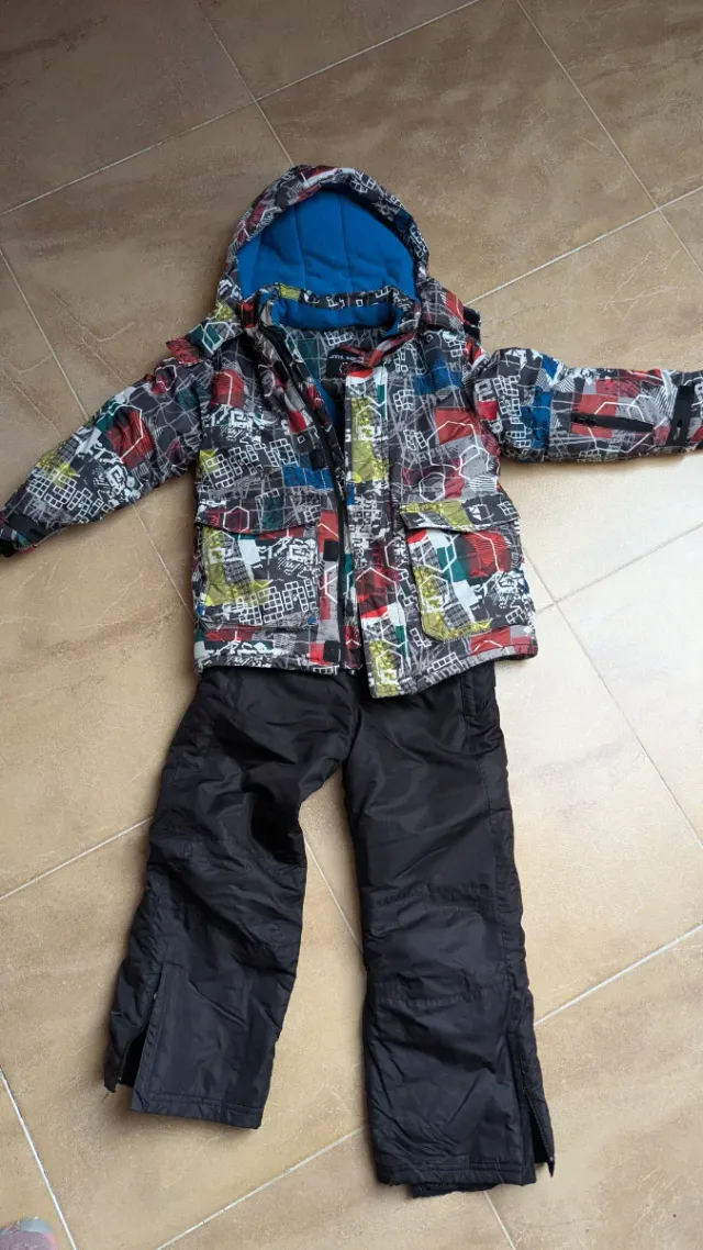 Conjunto cazadora y pantalón Nieve Niño Talla 128c