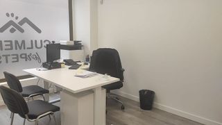 Oficina en alquiler en Residencia en Logroño