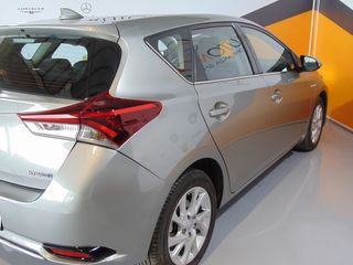 Toyota Auris 1.8 Hybrid 100 CV. 2019