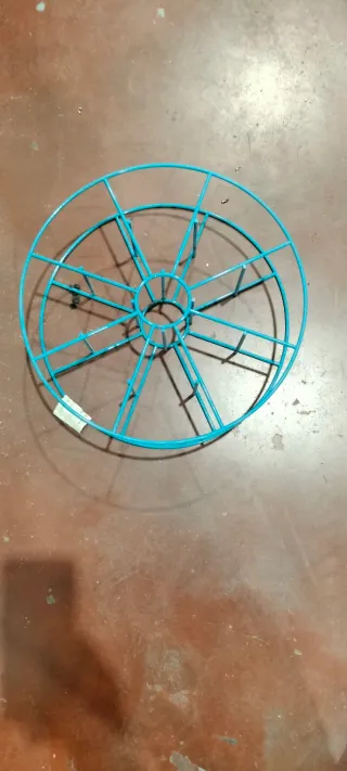 Soporte enrollador manguera azul