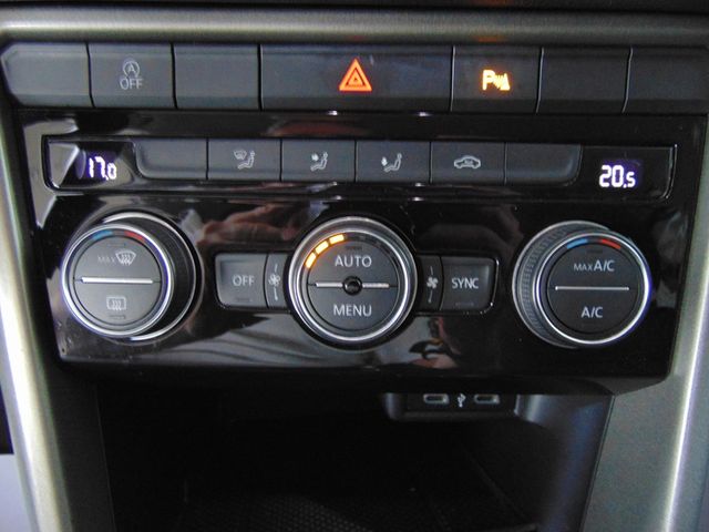 Volkswagen T-Roc 2.0 TDI ADVANCE 150 CV. 2021