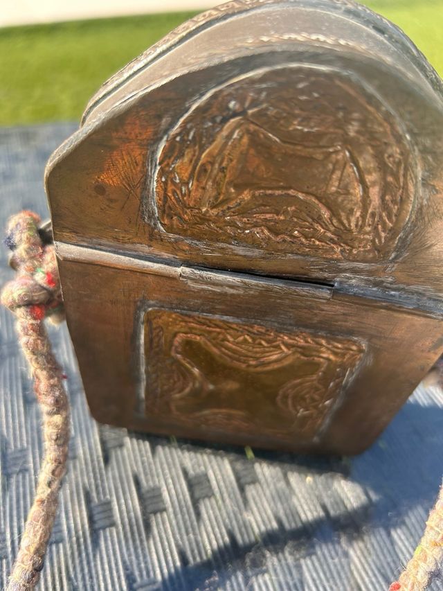 Amuleto antiguo etíope latón/cobre  y hueso