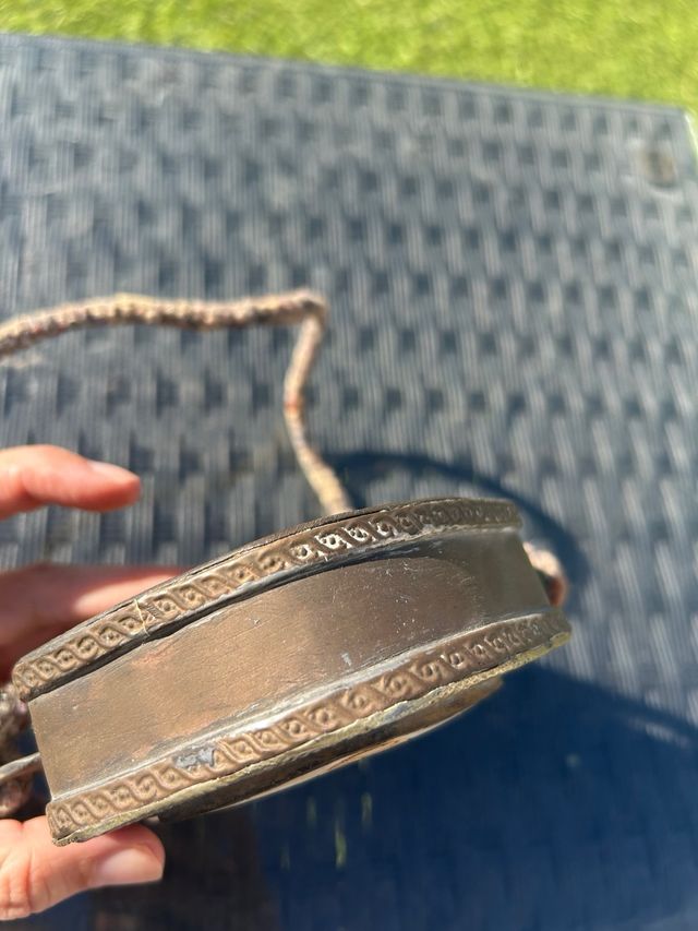 Amuleto antiguo etíope latón/cobre  y hueso